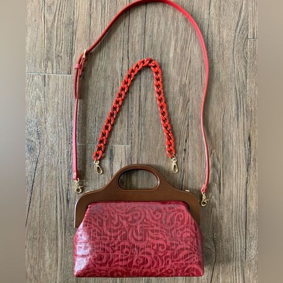 Burgundy Floral Embossed Cowhide Handmade Wooden Frame Top Handle Bag/Crossbody - Picture 2 of 16